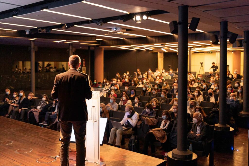 Speaker at ScienHub's Education Congress